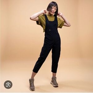 Wondery Sahale Black Overalls